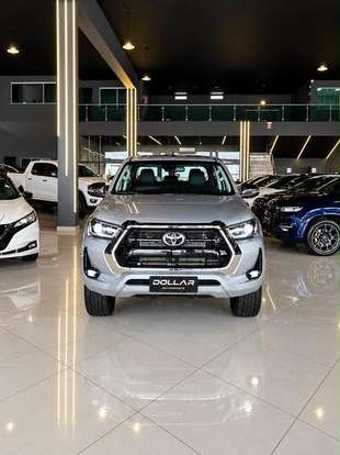 TOYOTA-HILUX-2025
