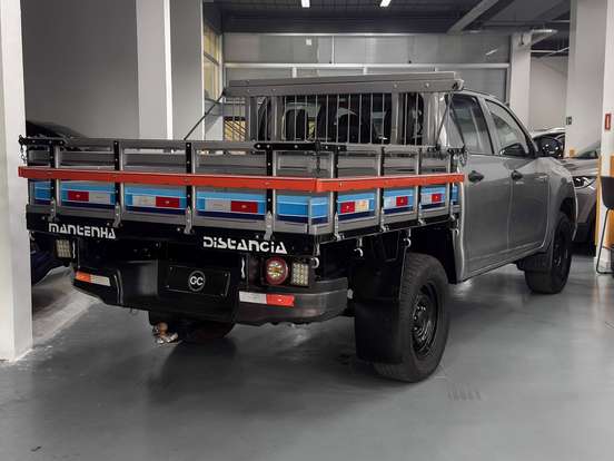 TOYOTA-HILUX-2.8 D-4D TURBO DIESEL CHASSI 4X4 MANUAL TOYOTA-HILUX-2022