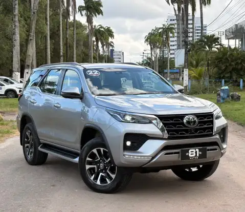 TOYOTA-HILUX SW4-2022