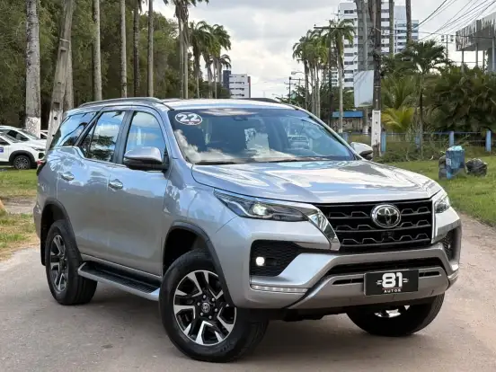 TOYOTA-HILUX SW4-2.8 D-4D TURBO DIESEL SRX 4X4 AUTOMÁTICO TOYOTA-HILUX SW4-2022
