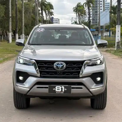 TOYOTA-HILUX SW4-2.8 D-4D TURBO DIESEL SRX 4X4 AUTOMÁTICO TOYOTA-HILUX SW4-2022