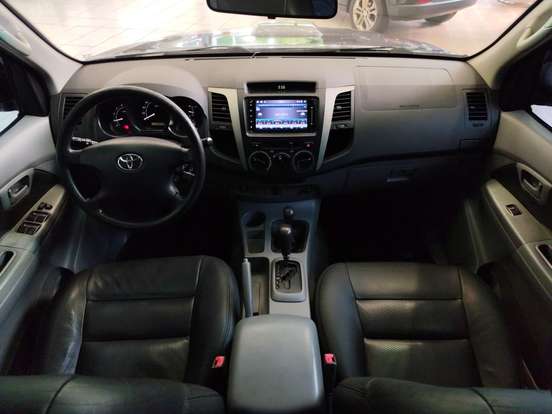 TOYOTA-HILUX SW4-2008