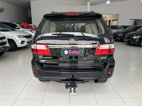 TOYOTA-HILUX SW4-2011