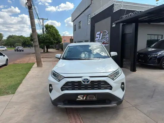 TOYOTA-RAV4-2019