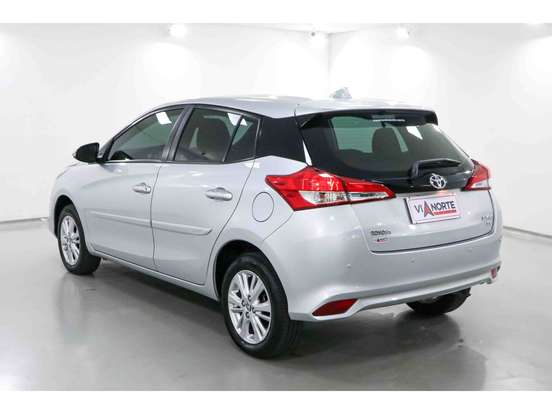 TOYOTA-YARIS-2019