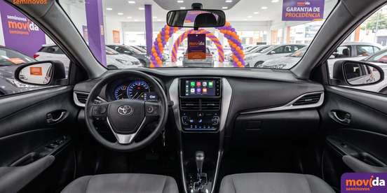 TOYOTA-YARIS-2024