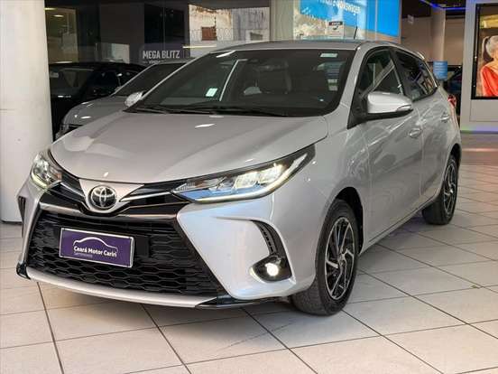 TOYOTA-YARIS-2024