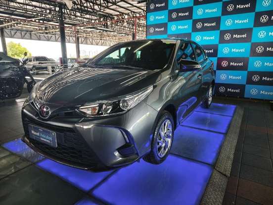 TOYOTA-YARIS-2023