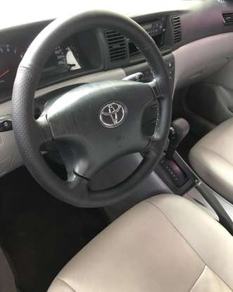 TOYOTA-COROLLA-2004