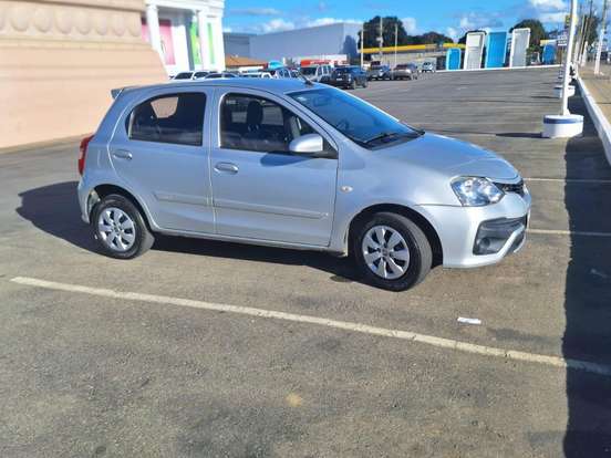 TOYOTA-ETIOS-1.3 X 16V FLEX 4P MANUAL TOYOTA-ETIOS-2017