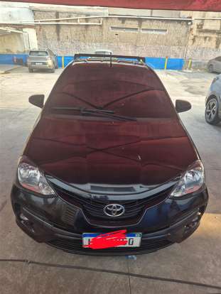 TOYOTA-ETIOS-2018