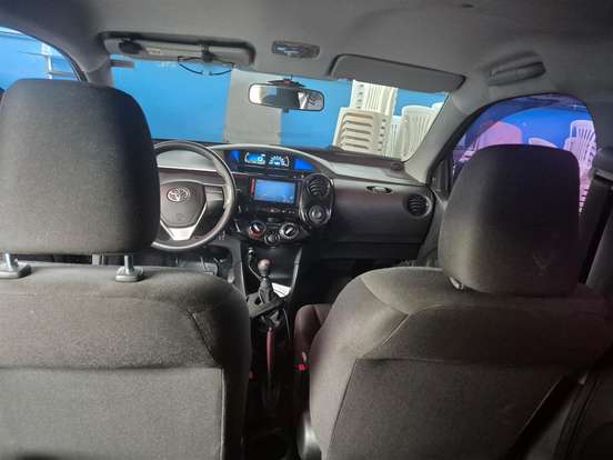 TOYOTA-ETIOS-2018