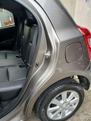 TOYOTA-ETIOS-2016