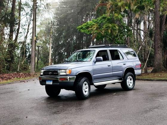 TOYOTA HILUX 2.4 4X4 CS 8V GASOLINA 2P AUTOMÁTICO