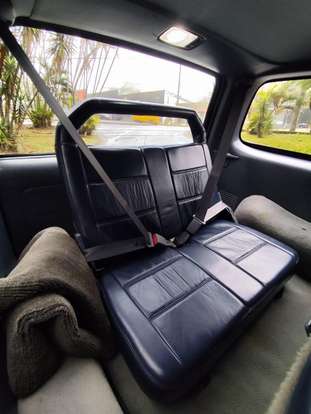 TOYOTA-HILUX-1997