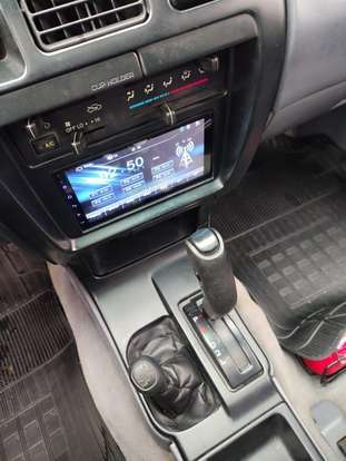 TOYOTA-HILUX-1997