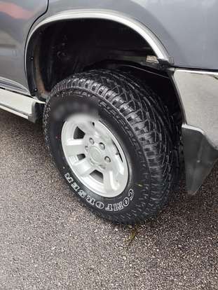 TOYOTA-HILUX-1997