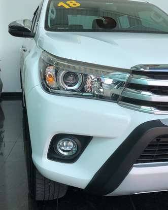 TOYOTA-HILUX-2017