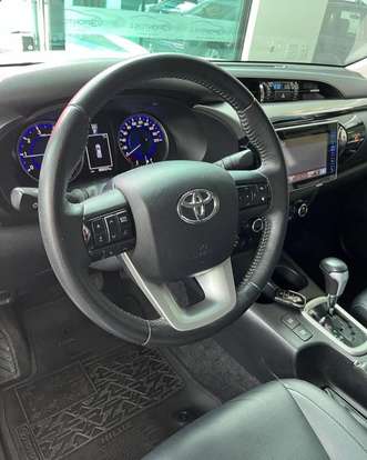 TOYOTA-HILUX-2.8 SRX 4X4 CD 16V DIESEL 4P AUTOMÁTICO TOYOTA-HILUX-2017