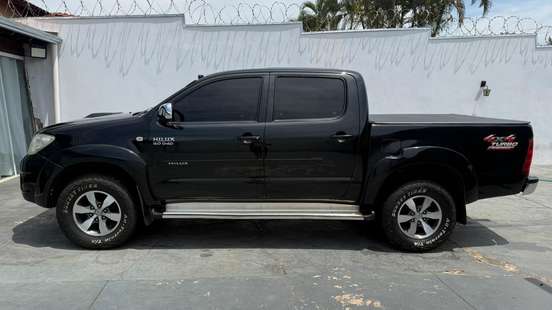 TOYOTA-HILUX-2009