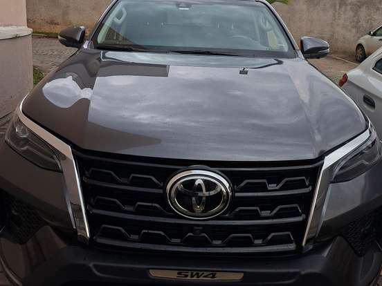 TOYOTA-HILUX SW4-2.8 D-4D TURBO DIESEL SRX 7L 4X4 AUTOMÁTICO TOYOTA-HILUX SW4-2022