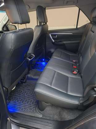 TOYOTA-HILUX SW4-2022