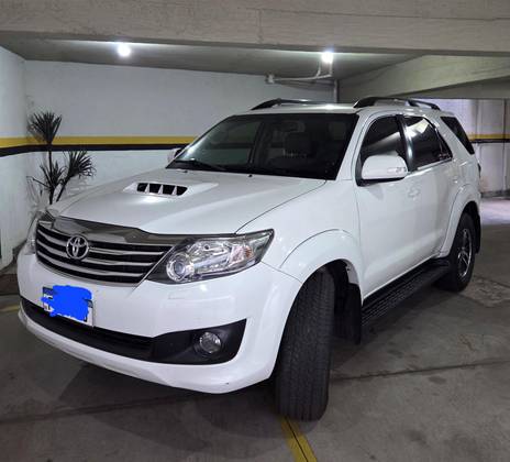 TOYOTA HILUX SW4 3.0 SRV 4X4 16V TURBO INTERCOOLER DIESEL 4P AUTOMÁTICO