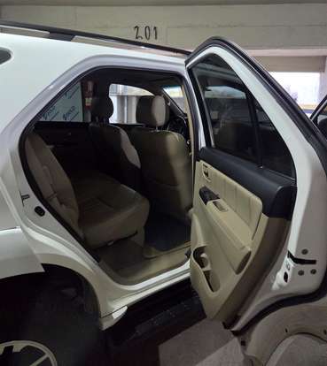 TOYOTA-HILUX SW4-2014