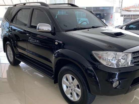 TOYOTA-HILUX SW4-3.0 SRV 4X4 7 LUGARES 16V TURBO INTERCOOLER DIESEL 4P AUTOMÁTICO TOYOTA-HILUX SW4-2011