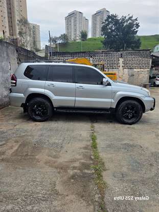 TOYOTA-LAND CRUISER-4.7 V8 GASOLINA AUTOMÁTICO TOYOTA-LAND CRUISER-2003