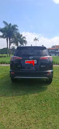 TOYOTA-RAV4-2017