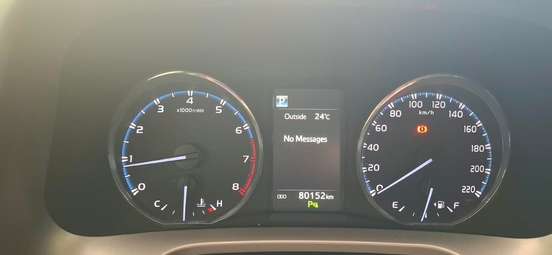TOYOTA-RAV4-2017