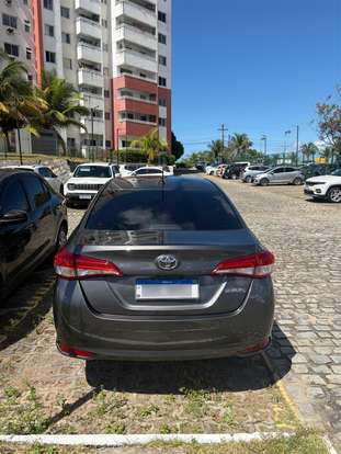 TOYOTA-YARIS-2024