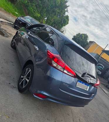 TOYOTA-YARIS-2018