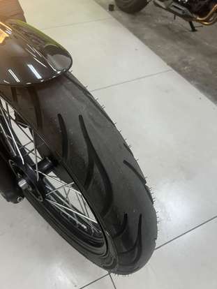 TRIUMPH-BONNEVILLE BOBBER 1200-2018