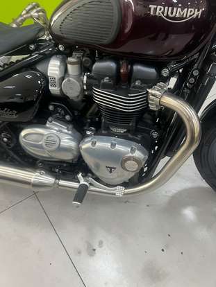 TRIUMPH-BONNEVILLE BOBBER 1200-2018