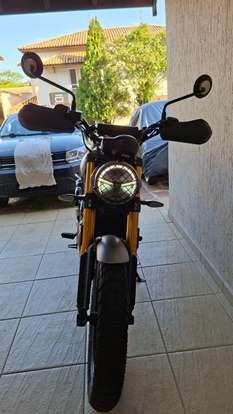 TRIUMPH-SCRAMBLER 400 X-2024