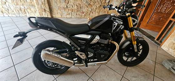 TRIUMPH SPEED 400 