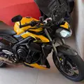 TRIUMPH STREET TRIPLE RS ABS TRIUMPH STREET TRIPLE RS ABS