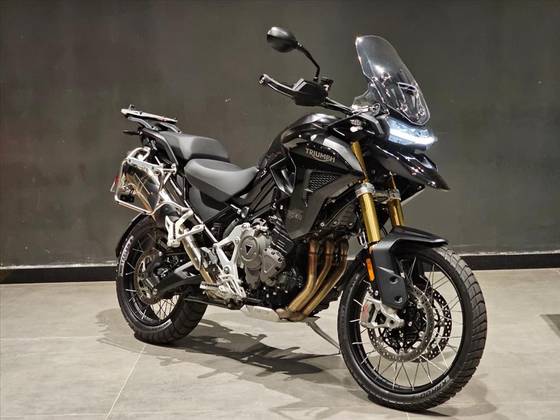 TRIUMPH TIGER 1200 RALLY BLACK EDITION 