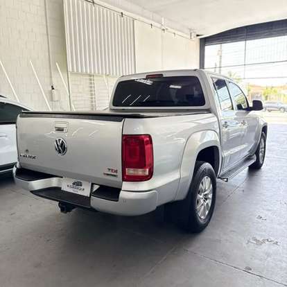 VOLKSWAGEN-AMAROK-2.0 TRENDLINE 4X4 CD 16V TURBO INTERCOOLER DIESEL 4P AUTOMÁTICO VOLKSWAGEN-AMAROK-2018