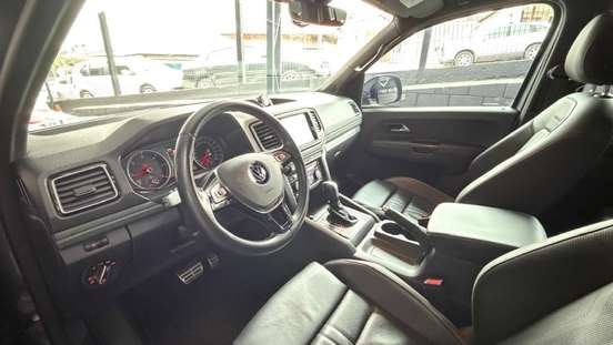 VOLKSWAGEN-AMAROK-2024
