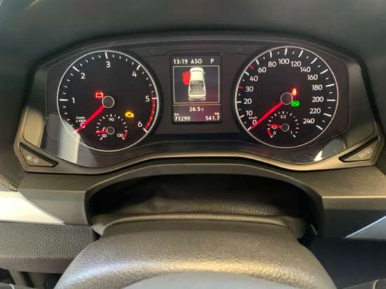 VOLKSWAGEN-AMAROK-2022