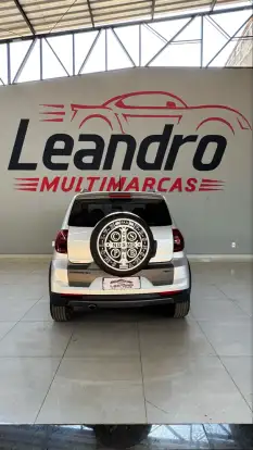VOLKSWAGEN-CROSSFOX-2012