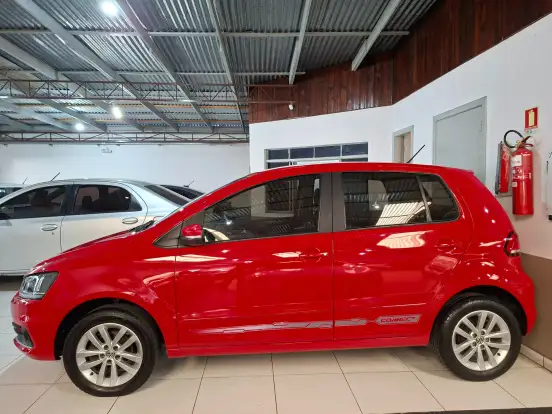 VOLKSWAGEN-FOX-1.6 MSI TOTAL FLEX CONNECT 4P MANUAL VOLKSWAGEN-FOX-2019