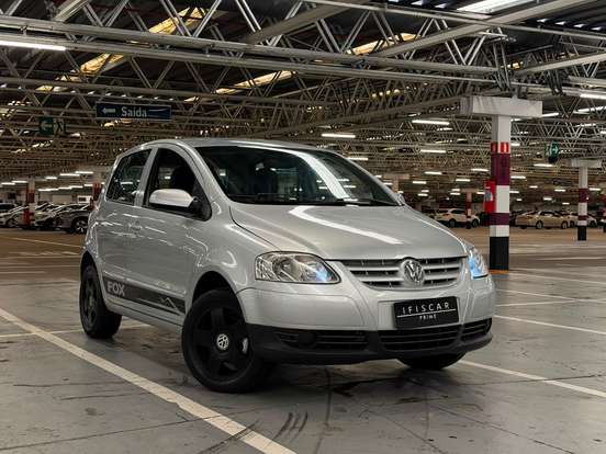 VOLKSWAGEN-FOX-1.6 MI PLUS 8V FLEX 2P MANUAL VOLKSWAGEN-FOX-2008