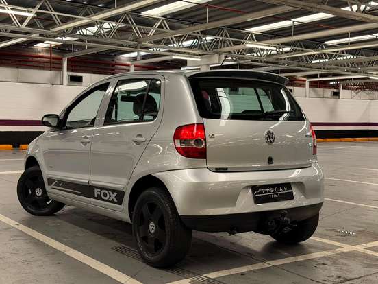 VOLKSWAGEN-FOX-1.6 MI PLUS 8V FLEX 2P MANUAL VOLKSWAGEN-FOX-2008