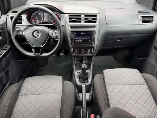 VOLKSWAGEN-FOX-1.6 MSI TOTAL FLEX XTREME 4P MANUAL VOLKSWAGEN-FOX-2019
