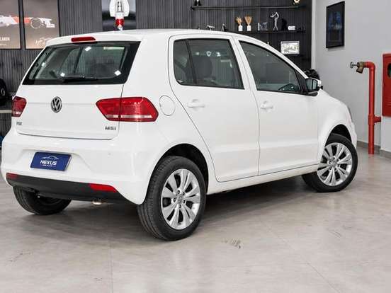 VOLKSWAGEN-FOX-1.6 MSI TRENDLINE 8V FLEX 4P MANUAL VOLKSWAGEN-FOX-2016