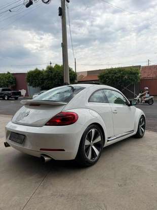 VOLKSWAGEN-FUSCA-2013